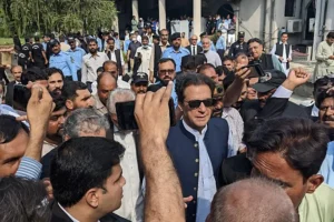 Imran Khan Appearing in Court – Highlights the legal drama centered on Imran Khan. Ideal for drawing emotional and narrative connection.